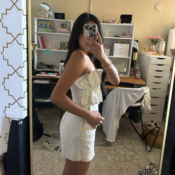 Ruffle Top Princess Polly Romper - Picture 2 of 3